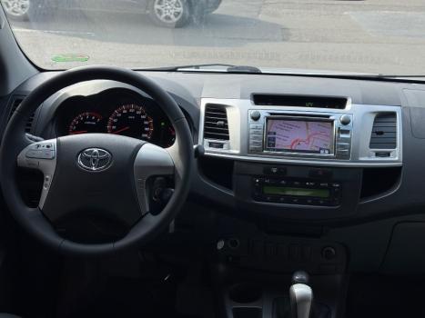 TOYOTA Hilux Caminhonete 2.7 16V 4P SRV FLEX 4X4  CABINE DUPLA AUTOM�TICO, Foto 8