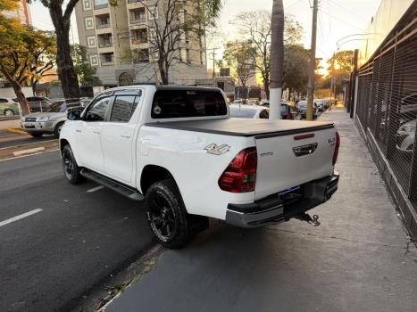 TOYOTA Hilux Caminhonete 2.8 16V SRV 4X4 DIESEL CABINE DUPLA AUTOM�TICO, Foto 6