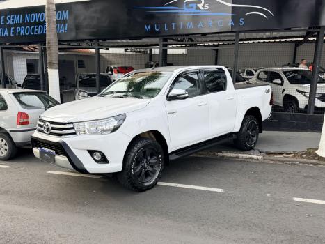 TOYOTA Hilux Caminhonete 2.8 16V SRV 4X4 DIESEL CABINE DUPLA AUTOM�TICO, Foto 2
