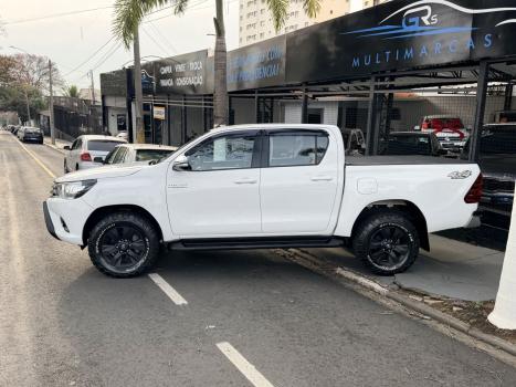 TOYOTA Hilux Caminhonete 2.8 16V SRV 4X4 DIESEL CABINE DUPLA AUTOM�TICO, Foto 4