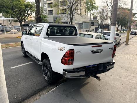 TOYOTA Hilux Caminhonete 2.8 16V SRV 4X4 DIESEL CABINE DUPLA AUTOM�TICO, Foto 6