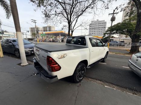 TOYOTA Hilux Caminhonete 2.8 16V SRV 4X4 DIESEL CABINE DUPLA AUTOM�TICO, Foto 7