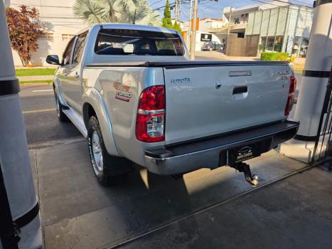 TOYOTA Hilux Caminhonete 3.0 16V 4P 4X4 SRV TURBO DIESEL CABINE DUPLA AUTOM�TICO, Foto 4