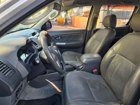 TOYOTA Hilux Caminhonete 3.0 16V 4P 4X4 SRV TURBO DIESEL CABINE DUPLA AUTOM�TICO, Foto 8