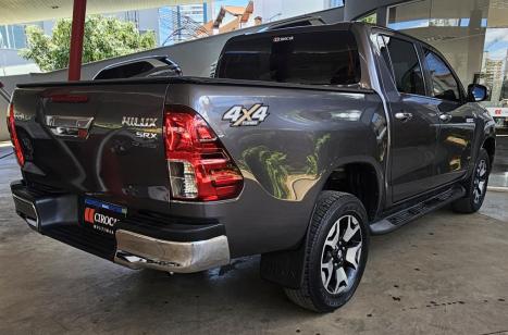 TOYOTA Hilux Caminhonete 2.8 16V SRX 4X4 TURBO DIESEL CABINE DUPLA AUTOM�TICO, Foto 7