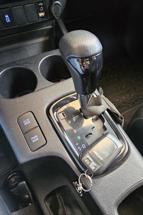 TOYOTA Hilux Caminhonete 2.8 16V SRX 4X4 TURBO DIESEL CABINE DUPLA AUTOM�TICO, Foto 12