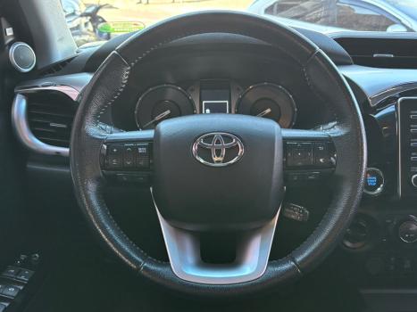 TOYOTA Hilux Caminhonete 2.8 16V 4P SRX DIESEL CABINE DUPLA, Foto 20