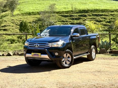 TOYOTA Hilux Caminhonete 2.8 16V SRV 4X4 DIESEL CABINE DUPLA AUTOM�TICO, Foto 3