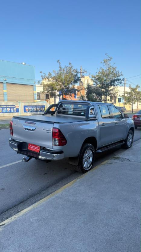TOYOTA Hilux Caminhonete 2.7 16V 4P SRV FLEX CABINE DUPLA AUTOM�TICO, Foto 5