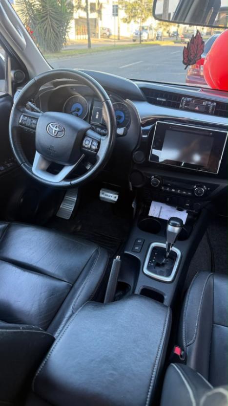 TOYOTA Hilux Caminhonete 2.7 16V 4P SRV FLEX CABINE DUPLA AUTOM�TICO, Foto 7