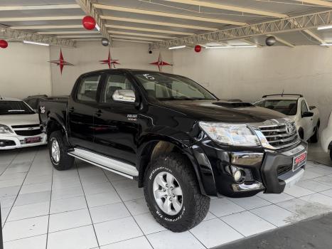 TOYOTA Hilux Caminhonete 3.0 4P 4X4 SRV TURBO DIESEL CABINE DUPLA AUTOM�TICO, Foto 3