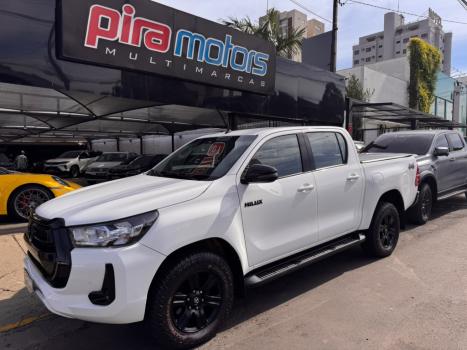 TOYOTA Hilux Caminhonete 2.8 16V 4P SR 4X4 DIESEL CABINE DUPLA AUTOM�TICO, Foto 1