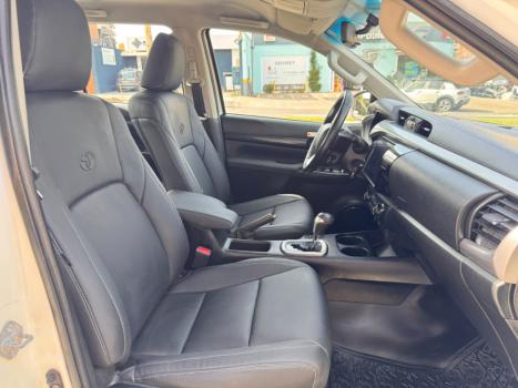 TOYOTA Hilux Caminhonete 2.8 16V 4P SR 4X4 DIESEL CABINE DUPLA AUTOM�TICO, Foto 12