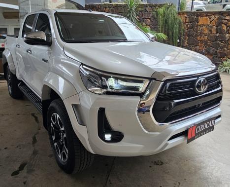 TOYOTA Hilux Caminhonete 2.8 16V SRX PLUS 4X4 TURBO DIESEL CABINE DUPLA AUTOM�TICO, Foto 1