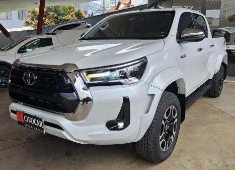 TOYOTA Hilux Caminhonete 2.8 16V SRX PLUS 4X4 TURBO DIESEL CABINE DUPLA AUTOM�TICO, Foto 3