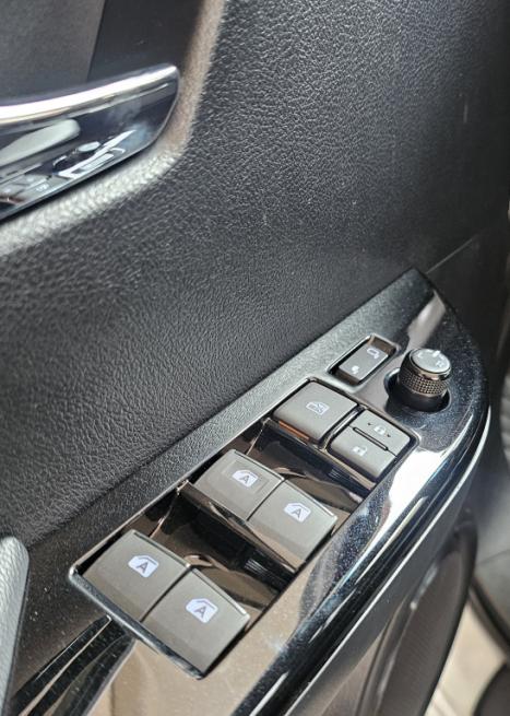 TOYOTA Hilux Caminhonete 2.8 16V SRX PLUS 4X4 TURBO DIESEL CABINE DUPLA AUTOM�TICO, Foto 20