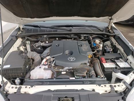 TOYOTA Hilux Caminhonete 2.8 4X4 DIESEL CABINE SIMPLES, Foto 14