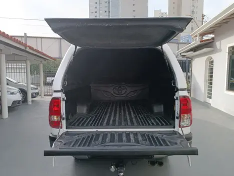 TOYOTA Hilux Caminhonete 2.8 4X4 DIESEL CABINE SIMPLES, Foto 15