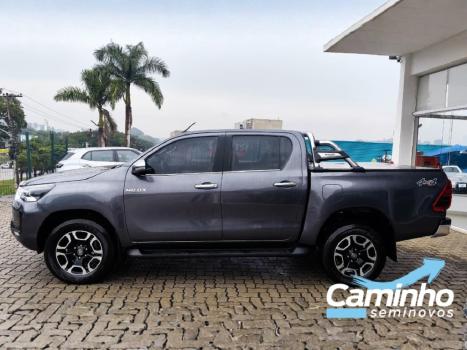TOYOTA Hilux Caminhonete 2.8 16V 4P SRX DIESEL CABINE DUPLA, Foto 8