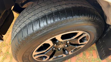 TOYOTA Hilux Caminhonete 2.8 16V SRV 4X4 DIESEL CABINE DUPLA AUTOM�TICO, Foto 13