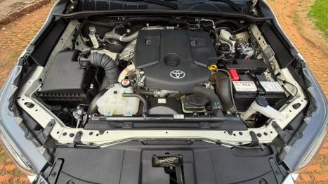 TOYOTA Hilux Caminhonete 2.8 16V SRV 4X4 DIESEL CABINE DUPLA AUTOM�TICO, Foto 15