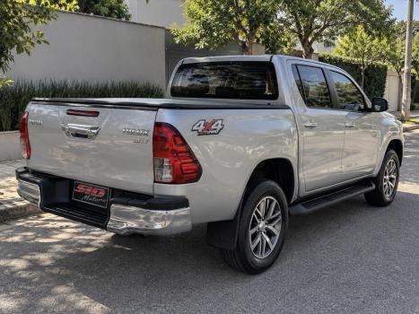 TOYOTA Hilux Caminhonete 2.8 16V SRV 4X4 DIESEL CABINE DUPLA AUTOMÁTICO, Foto 6
