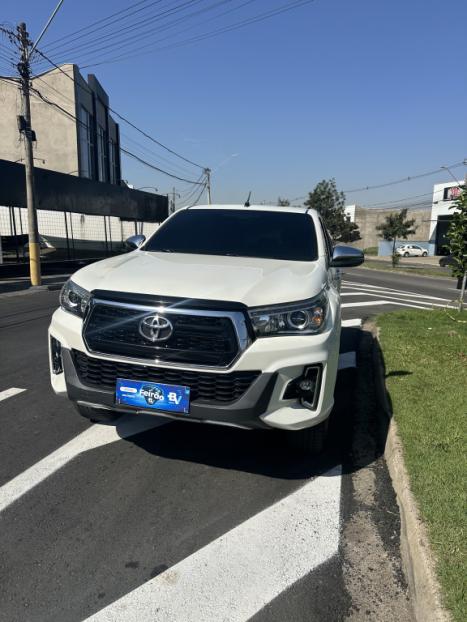 TOYOTA Hilux Caminhonete 2.8 16V SRX 50 ANOS 4X4 TURBO DIESEL CABINE DUPLA AUTOM�TICO, Foto 4