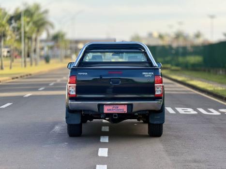 TOYOTA Hilux Caminhonete 3.0 4P 4X4 SRV TURBO DIESEL CABINE DUPLA AUTOM�TICO, Foto 5