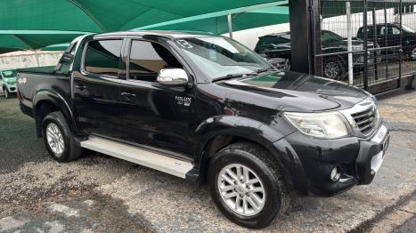 TOYOTA Hilux Caminhonete 2.7 16V 4P SRV FLEX 4X4  CABINE DUPLA AUTOMÁTICO, Foto 2