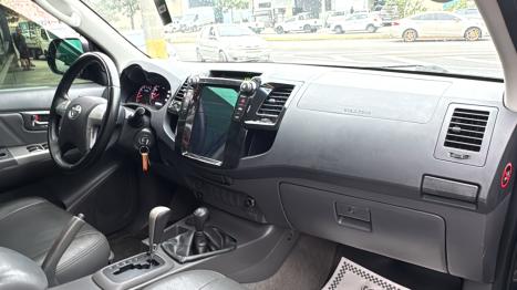 TOYOTA Hilux Caminhonete 2.7 16V 4P SRV FLEX 4X4  CABINE DUPLA AUTOMÁTICO, Foto 5
