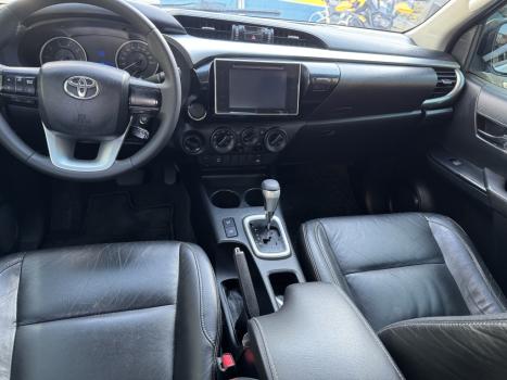 TOYOTA Hilux Caminhonete 2.8 16V SRV 4X4 DIESEL CABINE DUPLA AUTOM�TICO, Foto 4