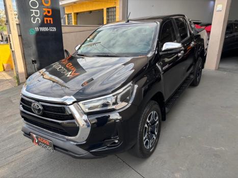 TOYOTA Hilux Caminhonete 2.8 16V SRX 4X4 DIESEL CABINE DUPLA AUTOM�TICO, Foto 4