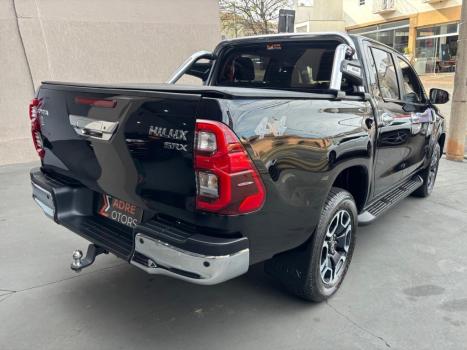 TOYOTA Hilux Caminhonete 2.8 16V SRX 4X4 DIESEL CABINE DUPLA AUTOM�TICO, Foto 8