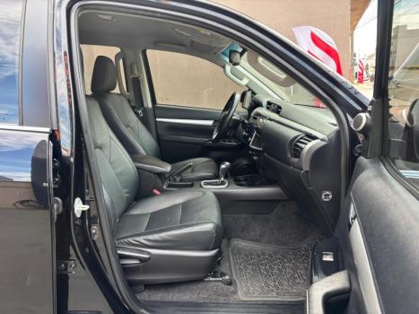 TOYOTA Hilux Caminhonete 2.8 16V SRX 4X4 DIESEL CABINE DUPLA AUTOM�TICO, Foto 13