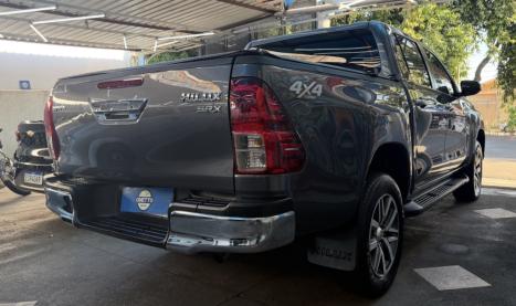 TOYOTA Hilux Caminhonete 2.8 16V 4P SR 4X4 DIESEL CABINE DUPLA AUTOM�TICO, Foto 12