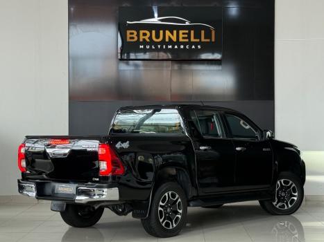 TOYOTA Hilux Caminhonete 2.8 16V SRX 4X4 TURBO DIESEL CABINE DUPLA AUTOM�TICO, Foto 3