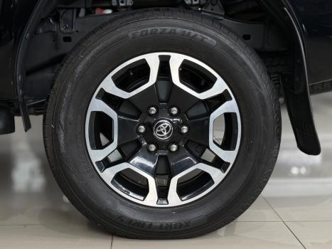 TOYOTA Hilux Caminhonete 2.8 16V SRX 4X4 TURBO DIESEL CABINE DUPLA AUTOM�TICO, Foto 11