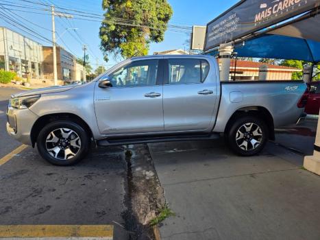 TOYOTA Hilux Caminhonete 2.8 16V SRX 4X4 TURBO DIESEL CABINE DUPLA AUTOM�TICO, Foto 3
