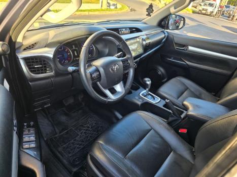 TOYOTA Hilux Caminhonete 2.8 16V SRX 4X4 TURBO DIESEL CABINE DUPLA AUTOM�TICO, Foto 7