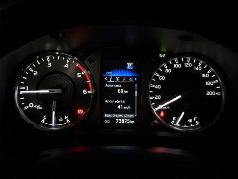 TOYOTA Hilux Caminhonete 2.8 16V SRV 4X4 DIESEL CABINE DUPLA AUTOMÁTICO, Foto 6