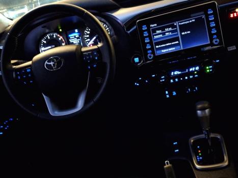 TOYOTA Hilux Caminhonete 2.8 16V SRX 4X4 DIESEL CABINE DUPLA AUTOMÁTICO, Foto 11