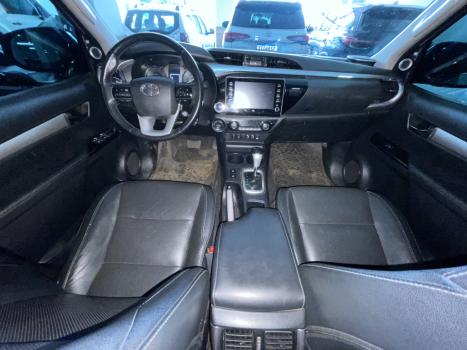TOYOTA Hilux Caminhonete 2.8 16V SRX 4X4 DIESEL CABINE DUPLA AUTOMÁTICO, Foto 5