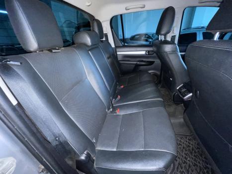 TOYOTA Hilux Caminhonete 2.8 16V SRX 4X4 DIESEL CABINE DUPLA AUTOMÁTICO, Foto 6
