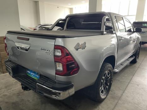 TOYOTA Hilux Caminhonete 2.8 16V SRX 4X4 DIESEL CABINE DUPLA AUTOMÁTICO, Foto 9