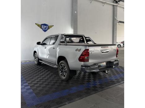 TOYOTA Hilux Caminhonete 2.8 16V SRV 4X4 DIESEL CABINE DUPLA AUTOMÁTICO, Foto 4