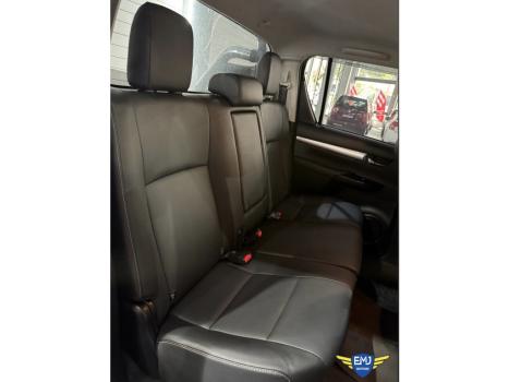 TOYOTA Hilux Caminhonete 2.8 16V SRV 4X4 DIESEL CABINE DUPLA AUTOMÁTICO, Foto 12