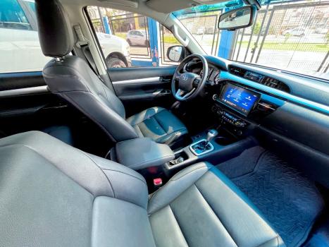 TOYOTA Hilux Caminhonete 2.8 16V SRV 4X4 DIESEL CABINE DUPLA AUTOMÁTICO, Foto 5