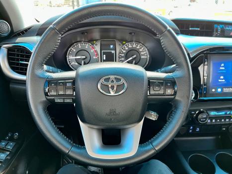 TOYOTA Hilux Caminhonete 2.8 16V SRV 4X4 DIESEL CABINE DUPLA AUTOMÁTICO, Foto 6