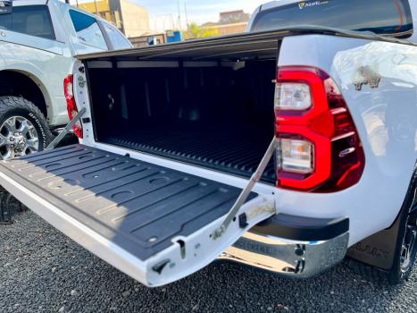 TOYOTA Hilux Caminhonete 2.8 16V SRV 4X4 DIESEL CABINE DUPLA AUTOMÁTICO, Foto 13