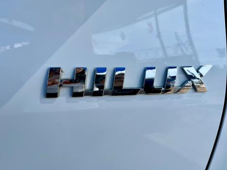TOYOTA Hilux Caminhonete 2.8 16V SRV 4X4 DIESEL CABINE DUPLA AUTOMÁTICO, Foto 16